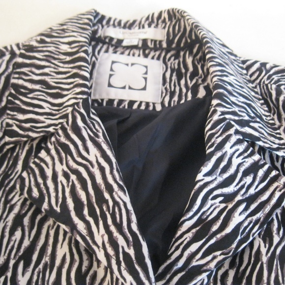 Liz Claiborne Animal Print Coat Medium - Picture 6 of 8